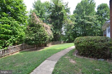 2232 Highland Ave, Falls Church, VA 22046 - photo 2