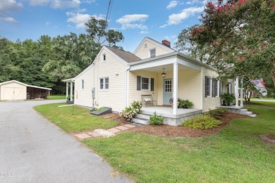 127 W Young St, Rolesville, NC 27571 - photo 4