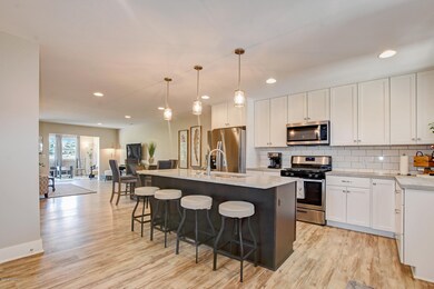 3924 Quincy Meadow Ct unit 40, Holland, MI 49424 - photo 2