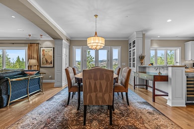 551 Strawberry Ln, Ashland, OR 97520 - photo 4