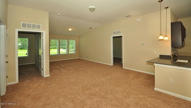 108Melrose_Living2