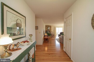 614 Latane Dr, Colonial Beach, VA 22443 - photo 4