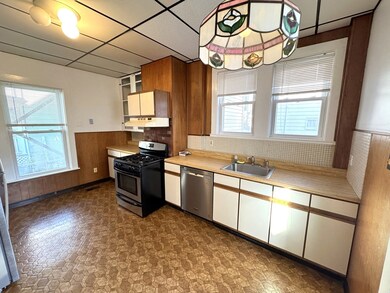 17 Upham St unit 1, Malden, MA 02148 - photo 4