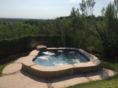 102 Mockingbird Ct, Laredo, TX 78045 - photo 6