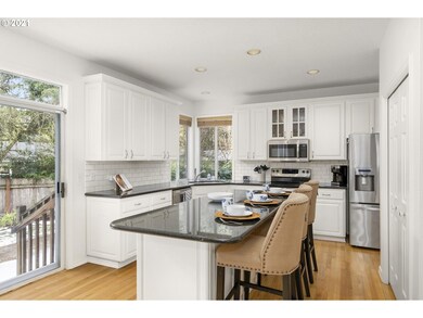 4749 Black Forest Ct, Lake Oswego, OR 97035 - photo 4