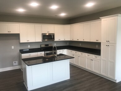 738 Kingree Rd, Shelbyville, TN 37160 - photo 5