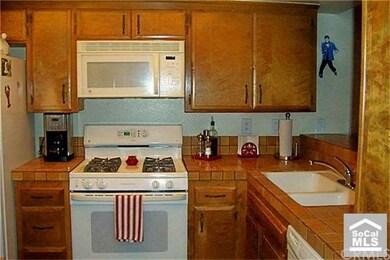 Kitchen with newerr appliances