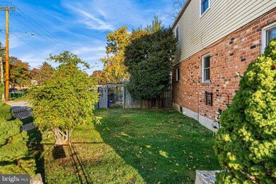 100 Wyandotte St, Essington, PA 19029 - photo 4