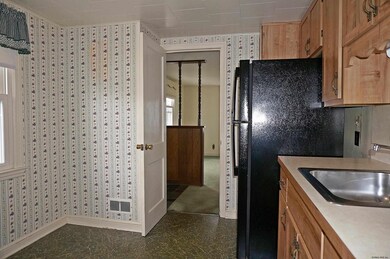 174 Sycamore St, Albany, NY 12209 - photo 5