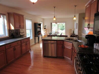 4303 Consaul Rd, Schenectady, NY 12304 - photo 7