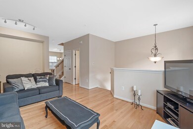 21050 Sojourn Ct, Germantown, MD 20876 - photo 6