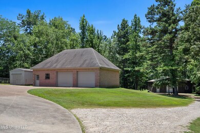 12605 Whispering Pines Dr, Olive Branch, MS 38654 - photo 4