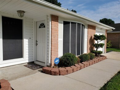 The white vinyl siding looks beautiful and protects the home from bugs and weather issues.