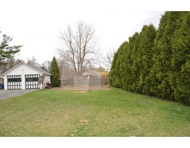 25 Cleveland Ave, Westfield, MA 01085 - photo 3