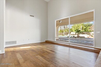 06-Formal Living Room