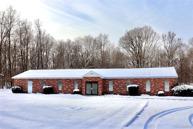 8410 Linden Rd, Swartz Creek, MI 48473 - photo 5