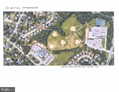 217 Worthmont Rd, Catonsville, MD 21228 - photo 2