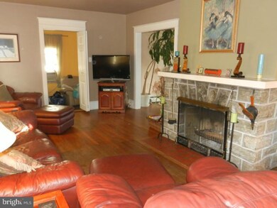 115 Downing Ave, Downingtown, PA 19335 - photo 3