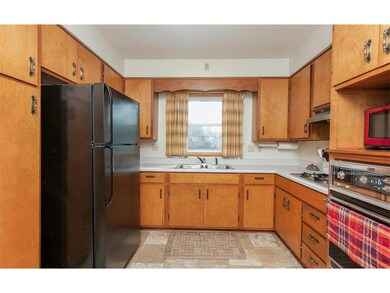 355 21st St NW, Cedar Rapids, IA 52405 - photo 7