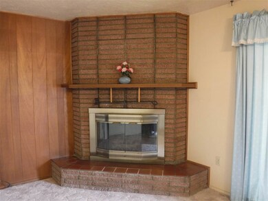 2702 Pontiac Dr, Alamogordo, NM 88310 - photo 5