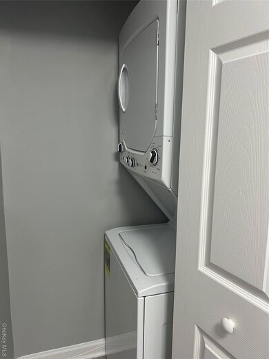 unlisted-address, Central Islip, NY 11722 - photo 4