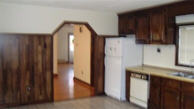 49 Union St unit 49, Methuen, MA 01844 - photo 6