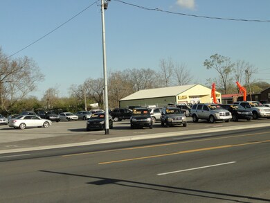 752 N Main St, Shelbyville, TN 37160 - photo 3