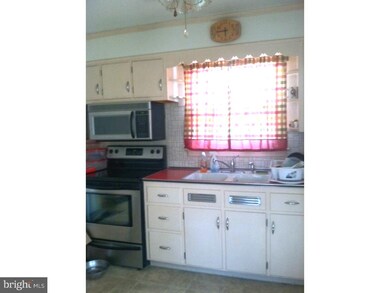 803 N 5th St, Perkasie, PA 18944 - photo 6