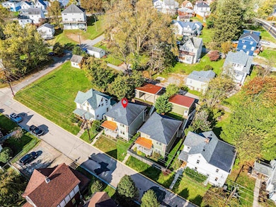 521 Grove St, Morgantown, WV 26505 - photo 6