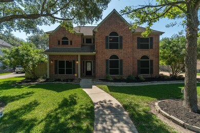 1205 Twin Oaks St, Friendswood, TX 77546 - photo 3