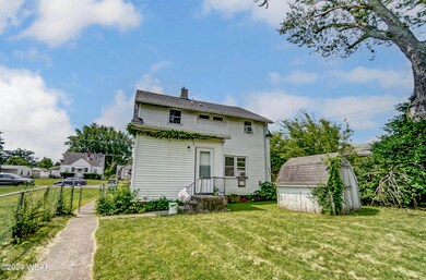 024_1524 W Spring St