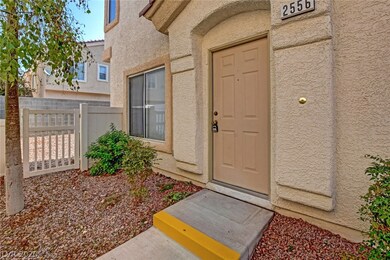 2556 Lazy Saddle Dr, Henderson, NV 89002 - photo 2