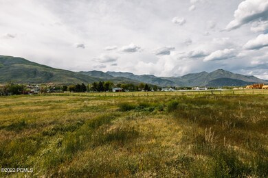 18_Land-Lot_1800x1200_3870067