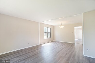 31 W Oleander Dr, Mount Laurel, NJ 08054 - photo 6