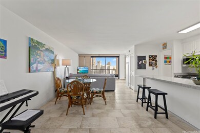 Discovery Bay Center unit 2508, Honolulu, HI 96815 - photo 4
