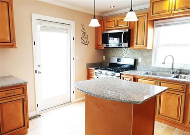 1834 Robin Way, Bethlehem, PA 18018 - photo 5