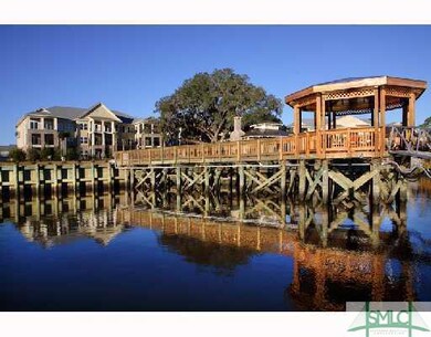 Waterfront/Dock/Pier.