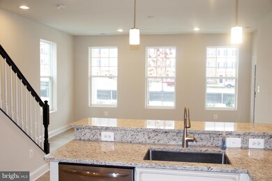 7139 Beaumont Place unit B, Hanover, MD 21076 - photo 5