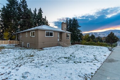 321 15th St NE, East Wenatchee, WA 98802 - photo 4