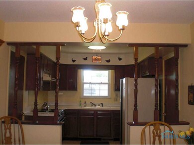 3043 Eastbrook Dr, Toledo, OH 43613 - photo 6