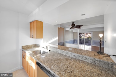 14494 Cool Oak Ln, Centreville, VA 20121 - photo 4