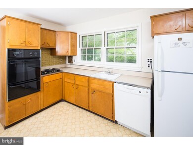 716 Bent Ln, Newark, DE 19711 - photo 2