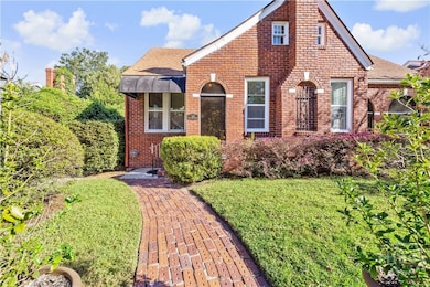 326 E 56th St, Savannah, GA 31405 - photo 2