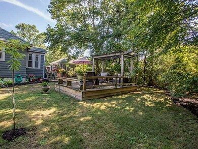 8 Wamsutta Ave, Barrington, RI 02806 - photo 5