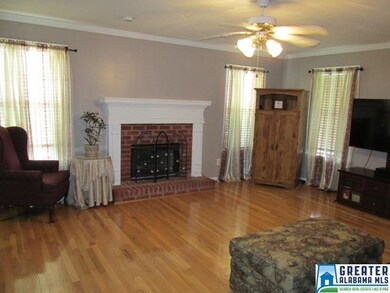 2433 Tracy Ln, Center Point, AL 35215 - photo 4