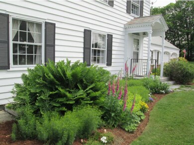 153 Seamans Rd, New London, NH 03257 - photo 3