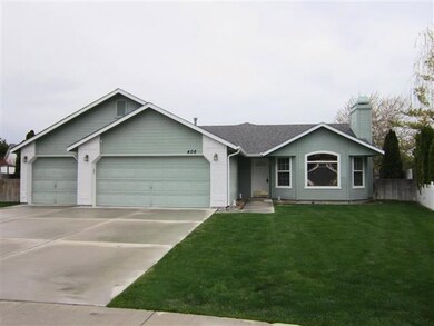 406 Summer Ct, Nampa, ID 83686 - photo 2