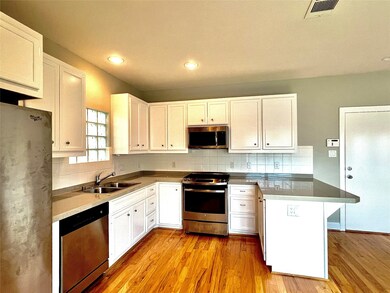 3731 Main Poplar Dr, Houston, TX 77025 - photo 7