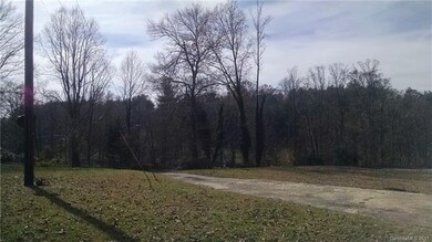 154 Baskins Ln, Hendersonville, NC 28792 - photo 2