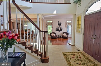 6201 Point Cir, Centreville, VA 20120 - photo 6